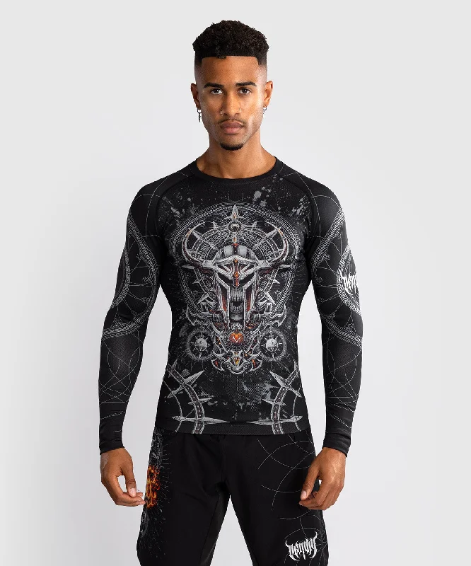 Men's short-sleeve fresh modern-vibrant-tropical-rich-mustard shirt-Venum Gladiator 5.0 Men's Long Sleeve Rashguard - Black/Silver